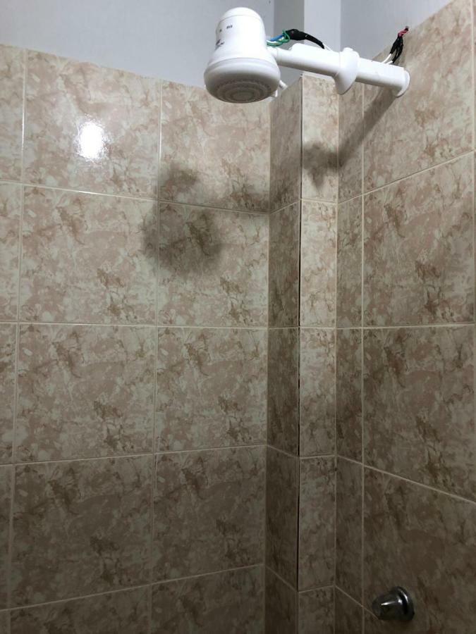 סלינאס Hotel Manhattan Salinas מראה חיצוני תמונה